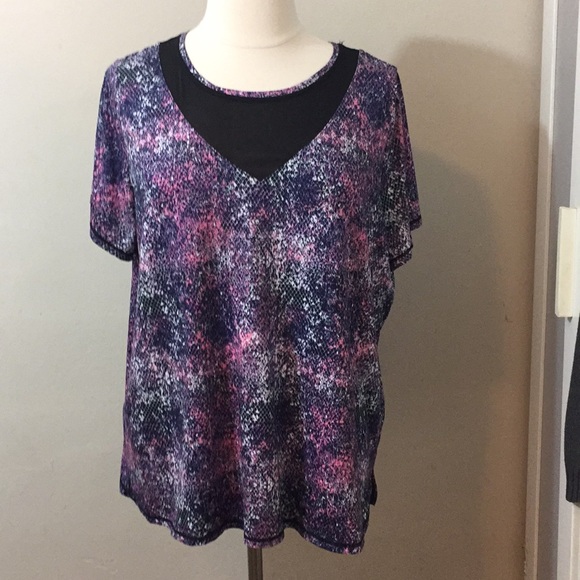 NWT! Activezone Top, 2x - Picture 1 of 7